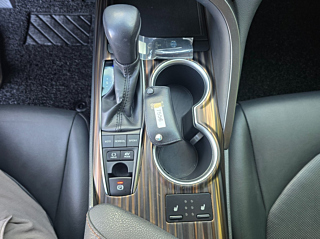 TOYOTA CAMRY XV70 2018