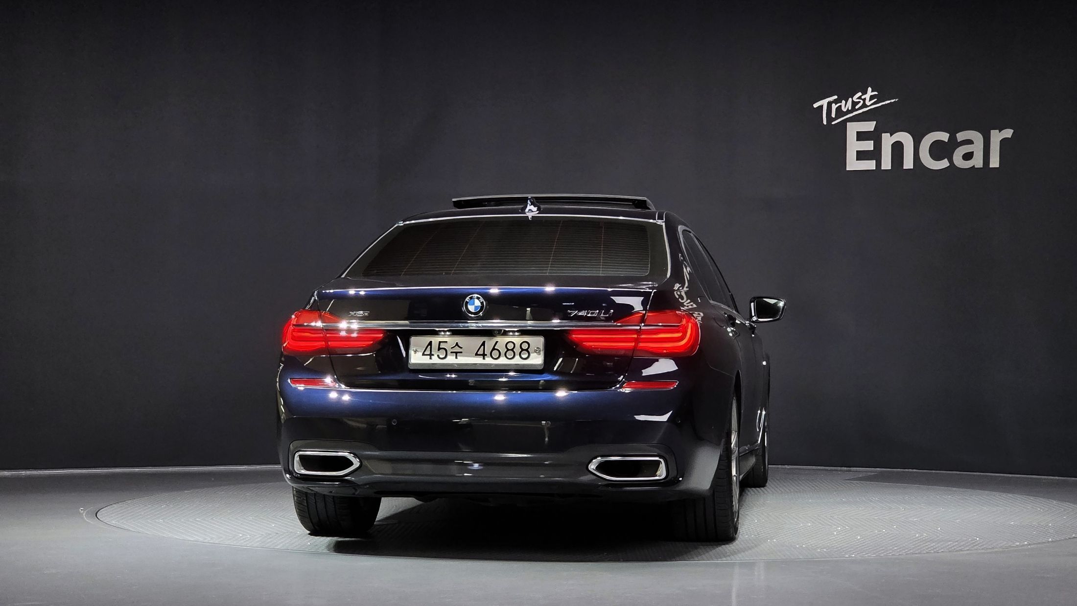 BMW 7-SERIES G11 2017
