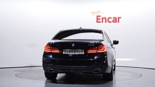 BMW 5-SERIES G30 2020