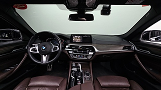 BMW 5-SERIES G30 2020