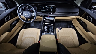 KIA CARNIVAL 2023