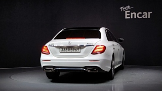 MERCEDES BENZ E-CLASS W213 2017