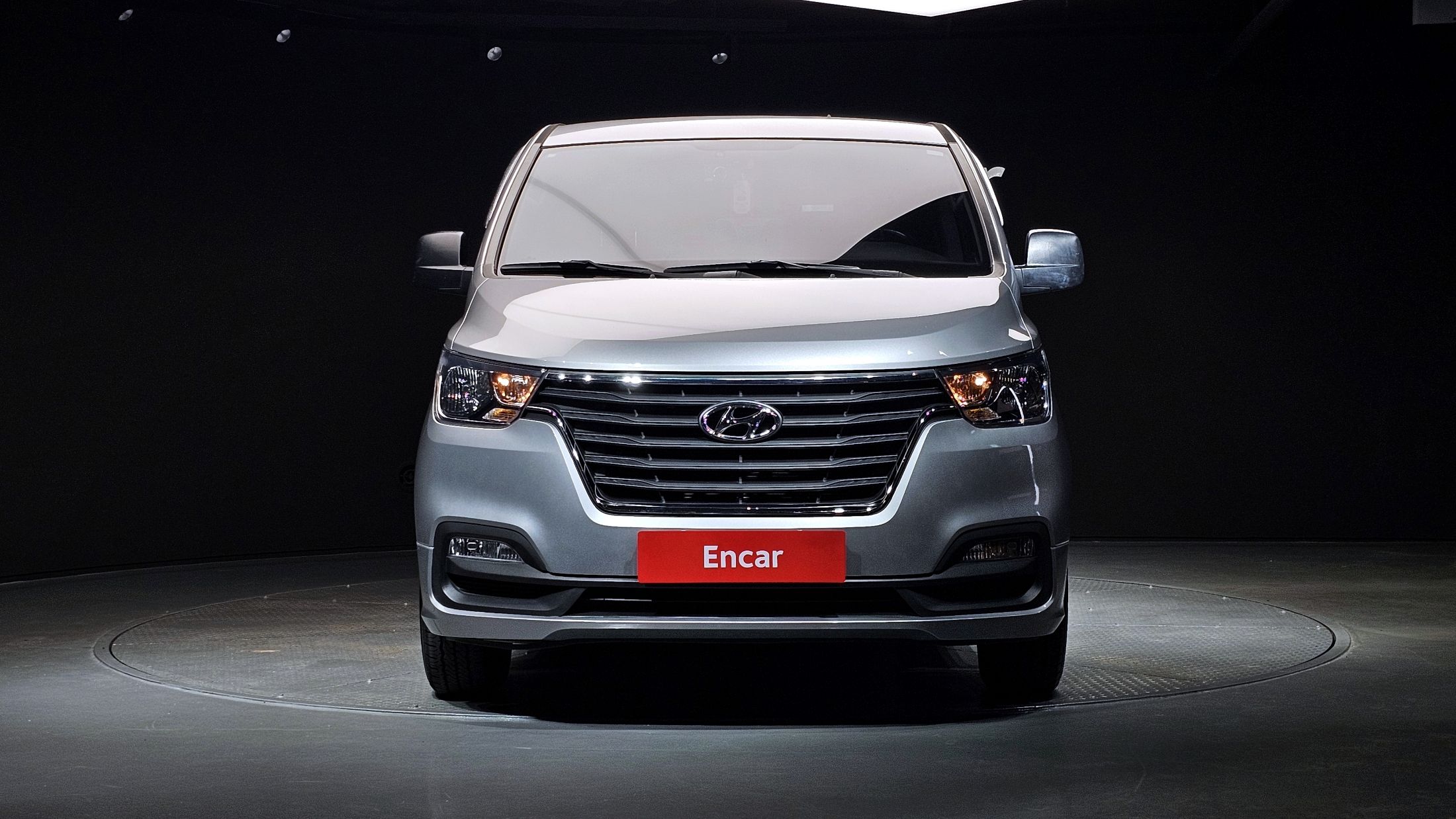 HYUNDAI STAREX GRAND 2019