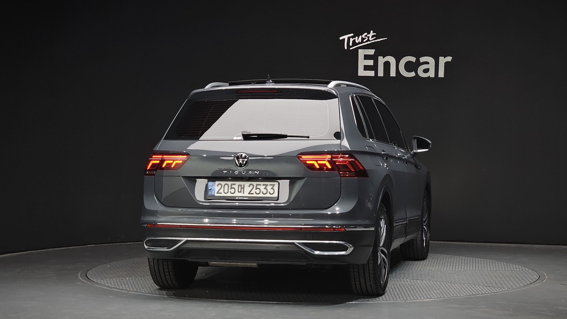 VOLKSWAGEN TIGUAN 2021