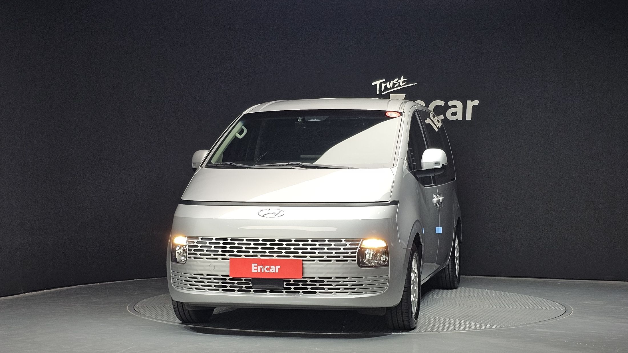 HYUNDAI STARIA 2022