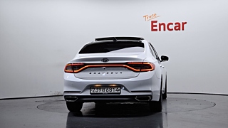 HYUNDAI GRANDEUR IG 2017