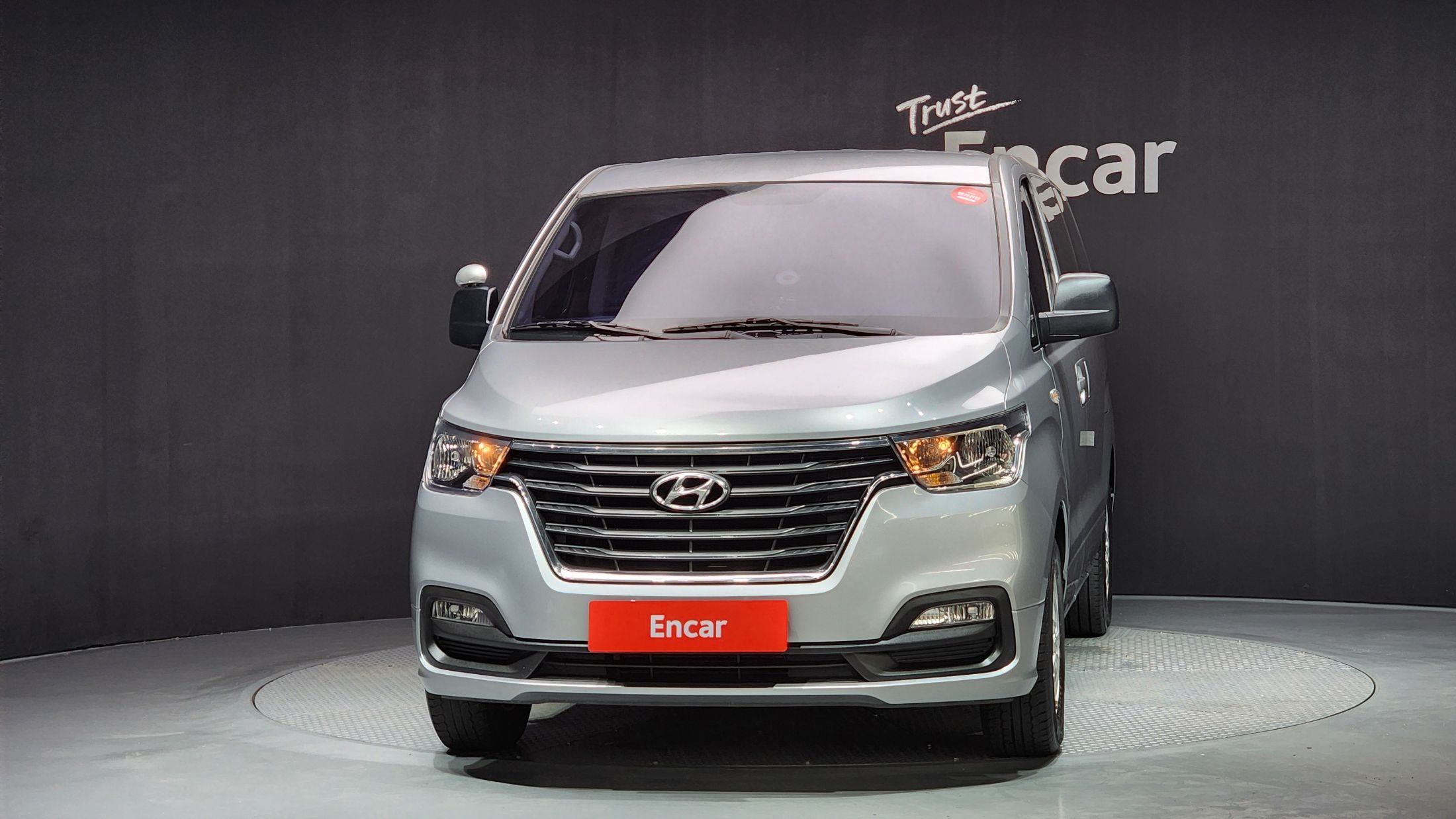 HYUNDAI STAREX GRAND 2019