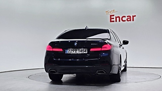 BMW 5-SERIES G30 2023
