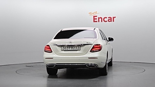 MERCEDES BENZ E-CLASS W213 2020