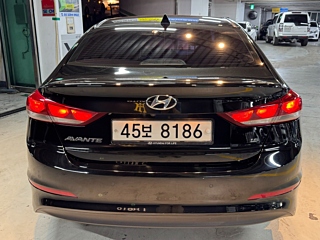 HYUNDAI AVANTE AD 2017