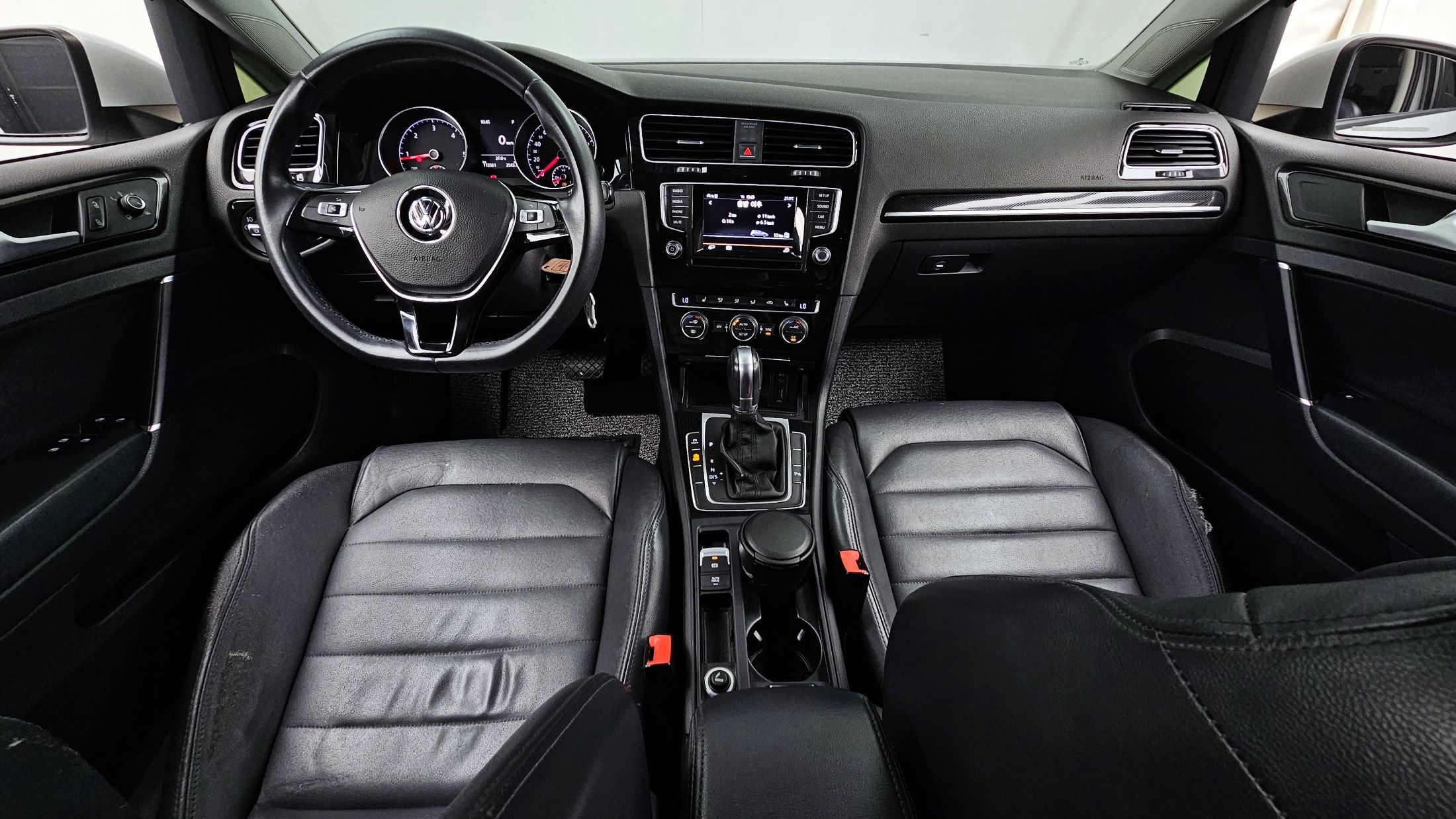 VOLKSWAGEN GOLF 2013
