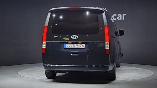 HYUNDAI STARIA 2024