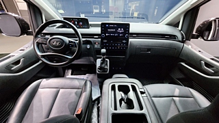 HYUNDAI STARIA 2024