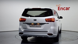 KIA CARNIVAL 2020