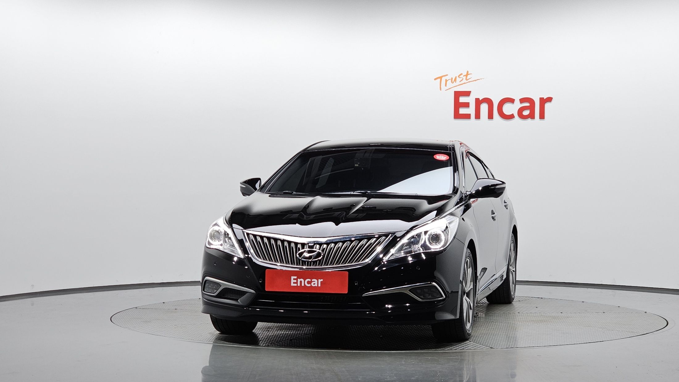 HYUNDAI GRANDEUR HG 2016
