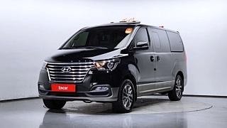 HYUNDAI STAREX GRAND  4WD Urban 9 Seater 2020