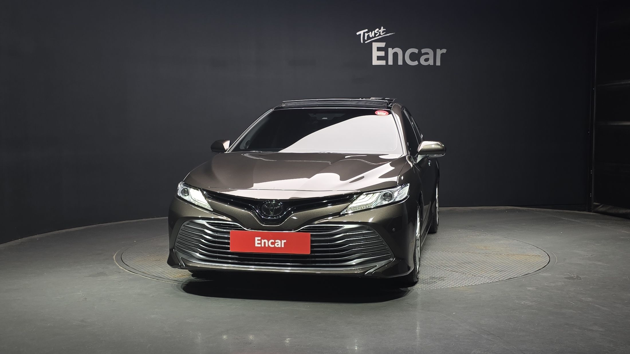 TOYOTA CAMRY XV70 2019