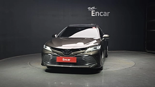 TOYOTA CAMRY XV70 2019
