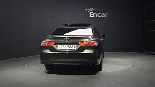 TOYOTA CAMRY XV70 2019