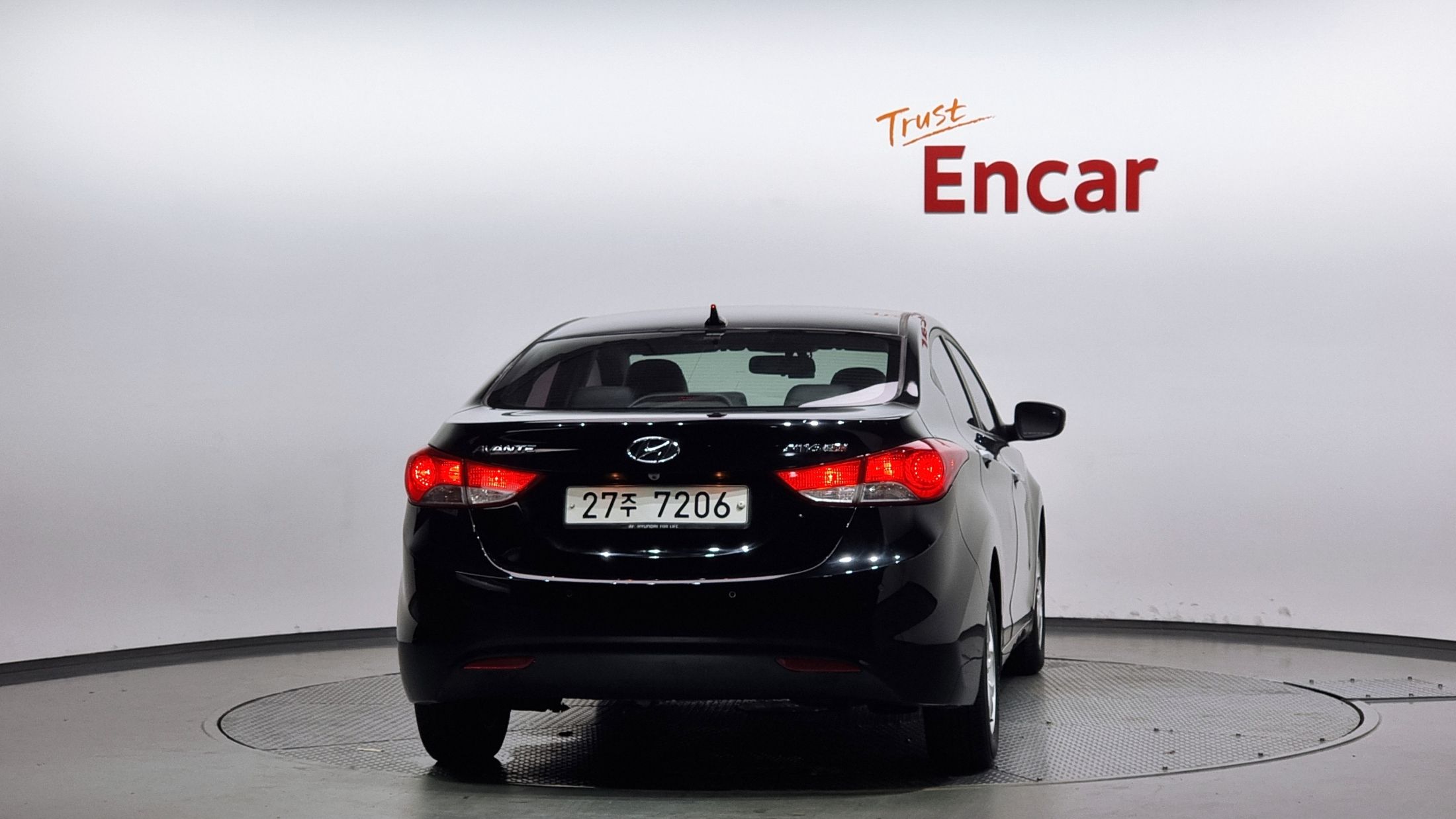 HYUNDAI AVANTE MD 2012