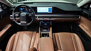 HYUNDAI GRANDEUR HYBRID GN7 2023