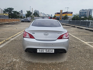 HYUNDAI GENESIS COUPE 2010