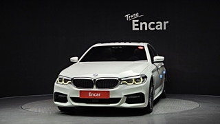 BMW 5-SERIES G30 2019