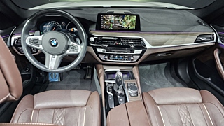 BMW 5-SERIES G30 2019