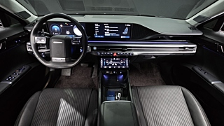 HYUNDAI GRANDEUR HYBRID GN7 2024