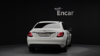 MERCEDES BENZ C-CLASS W205 2020