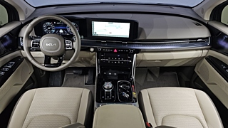 KIA CARNIVAL 2023