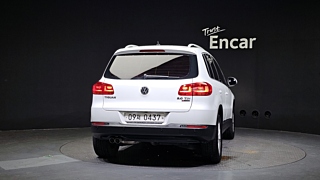VOLKSWAGEN TIGUAN 2016