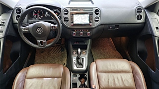 VOLKSWAGEN TIGUAN 2016