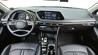 HYUNDAI SONATA HYBRID DN8 2021