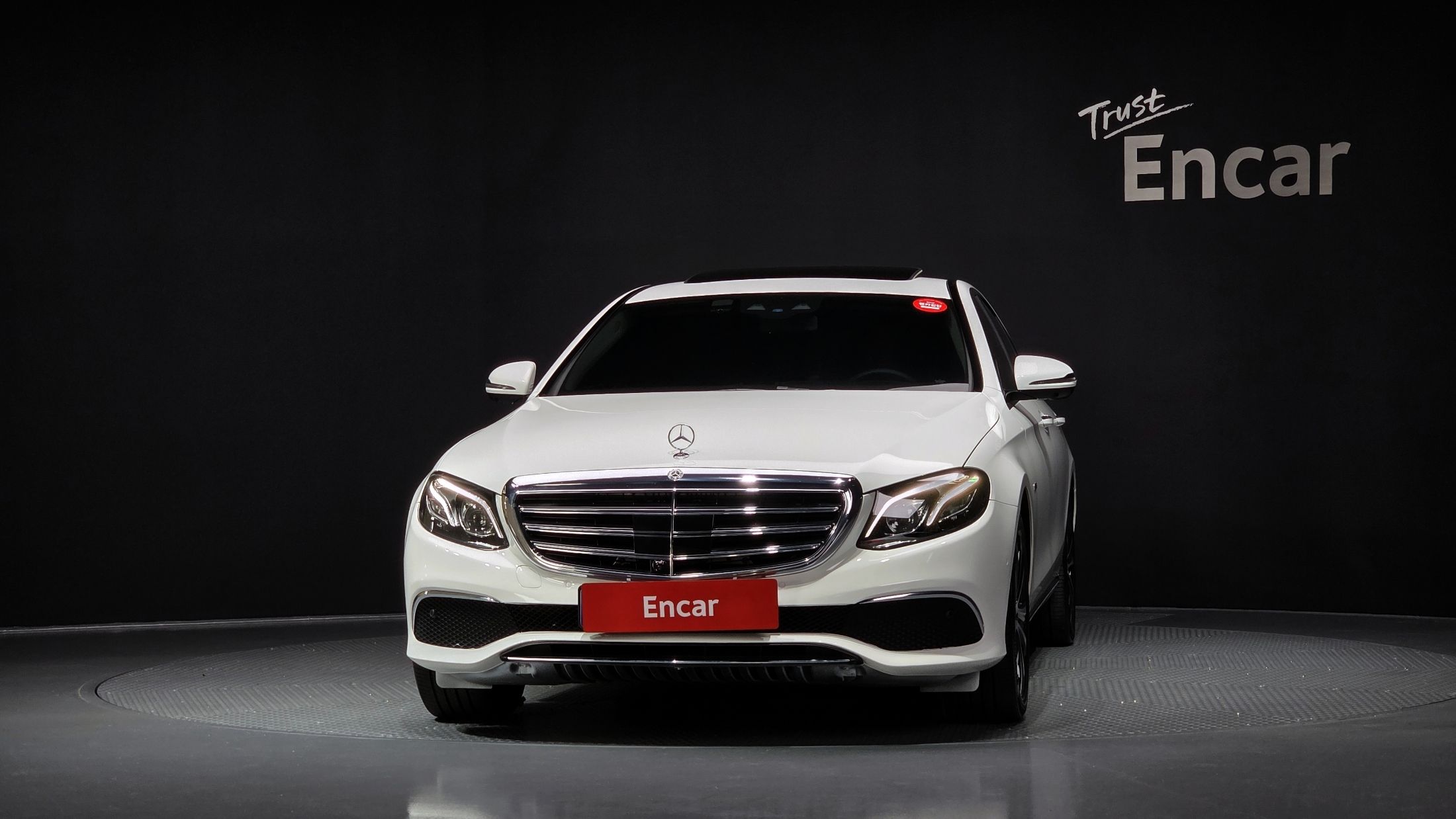 MERCEDES BENZ E-CLASS W213 2020