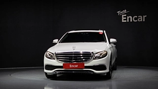 MERCEDES BENZ E-CLASS W213 2020