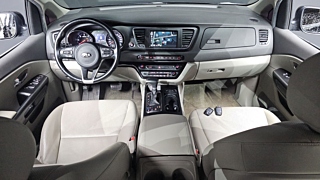 KIA CARNIVAL 2017