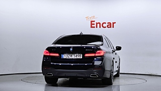 BMW 5-SERIES G30 2022