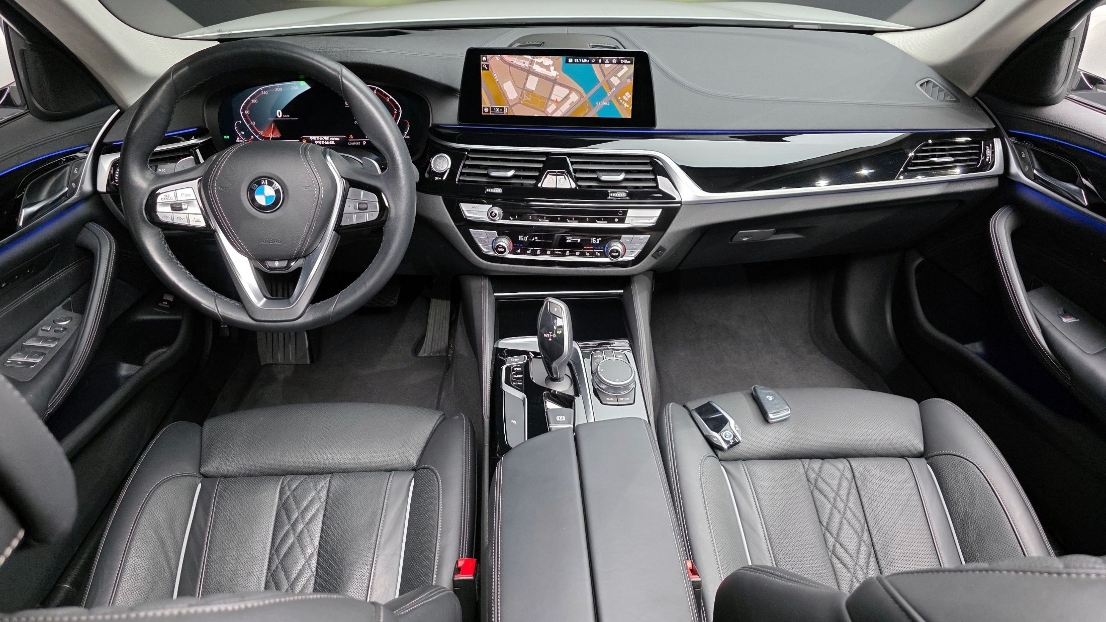 BMW 5-SERIES G30 2020
