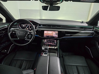 AUDI A8 D5 2021