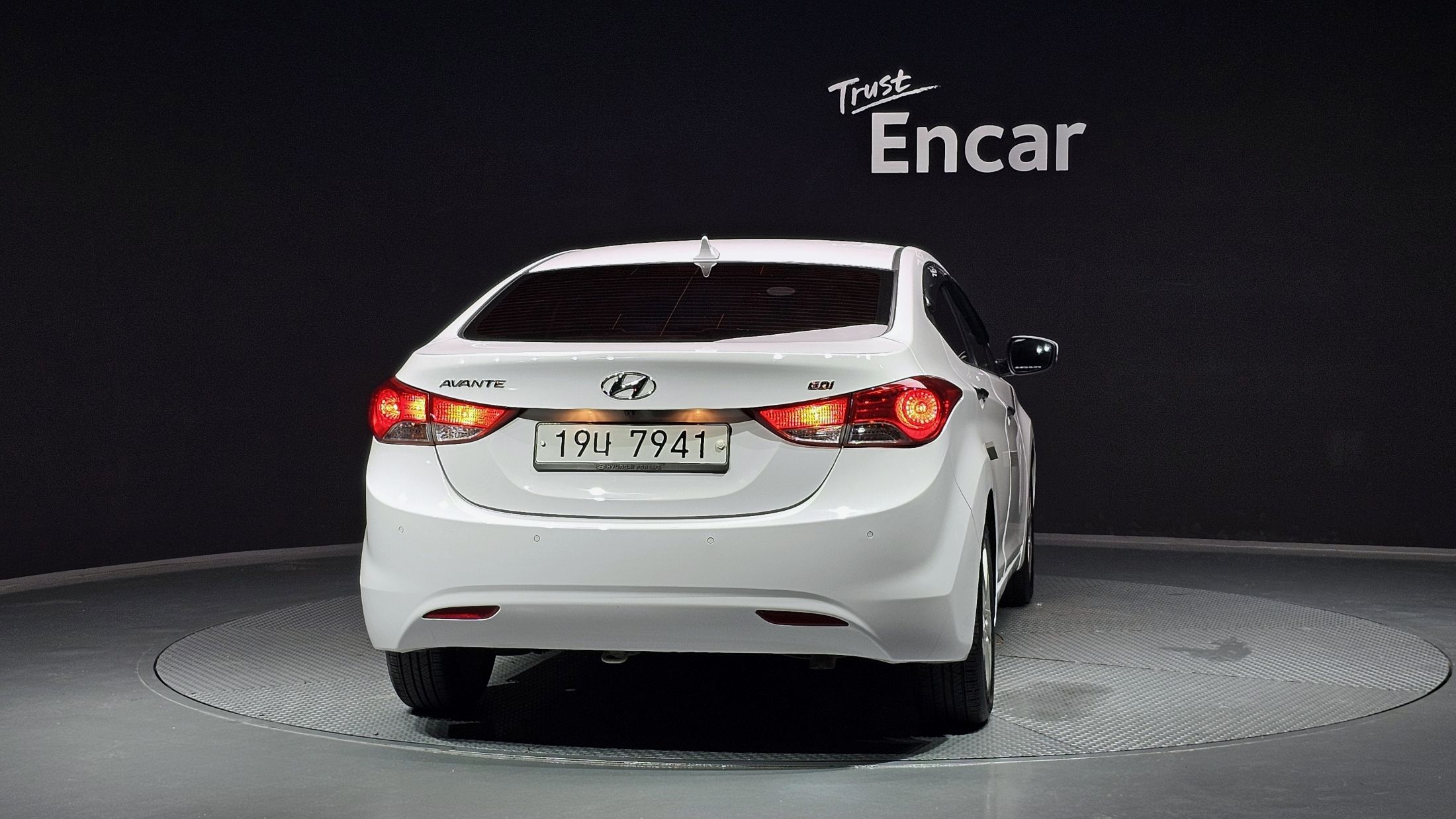 HYUNDAI AVANTE MD 2013