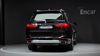 BMW X7 G07 2021