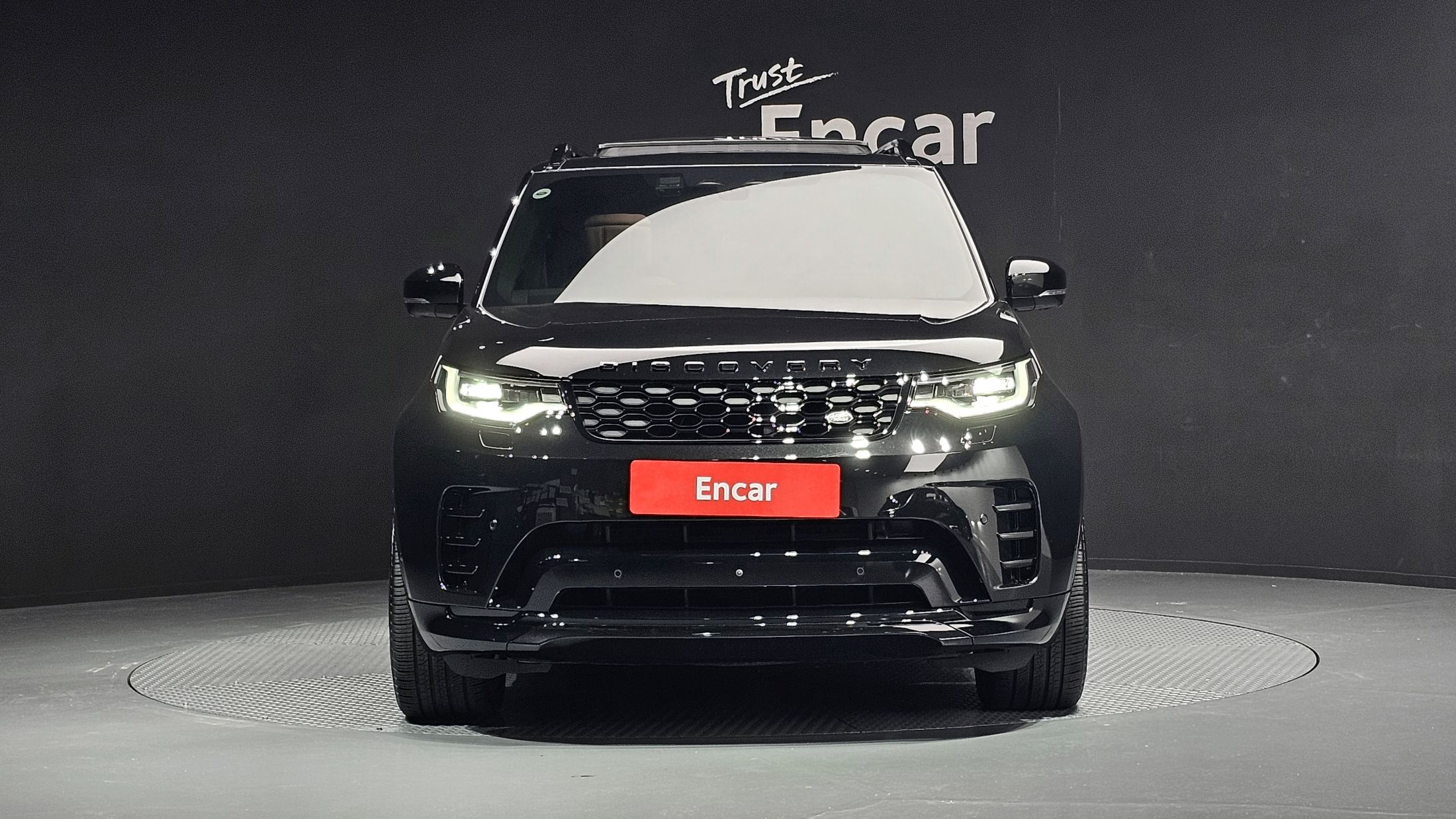 LAND ROVER DISCOVERY 5 2024