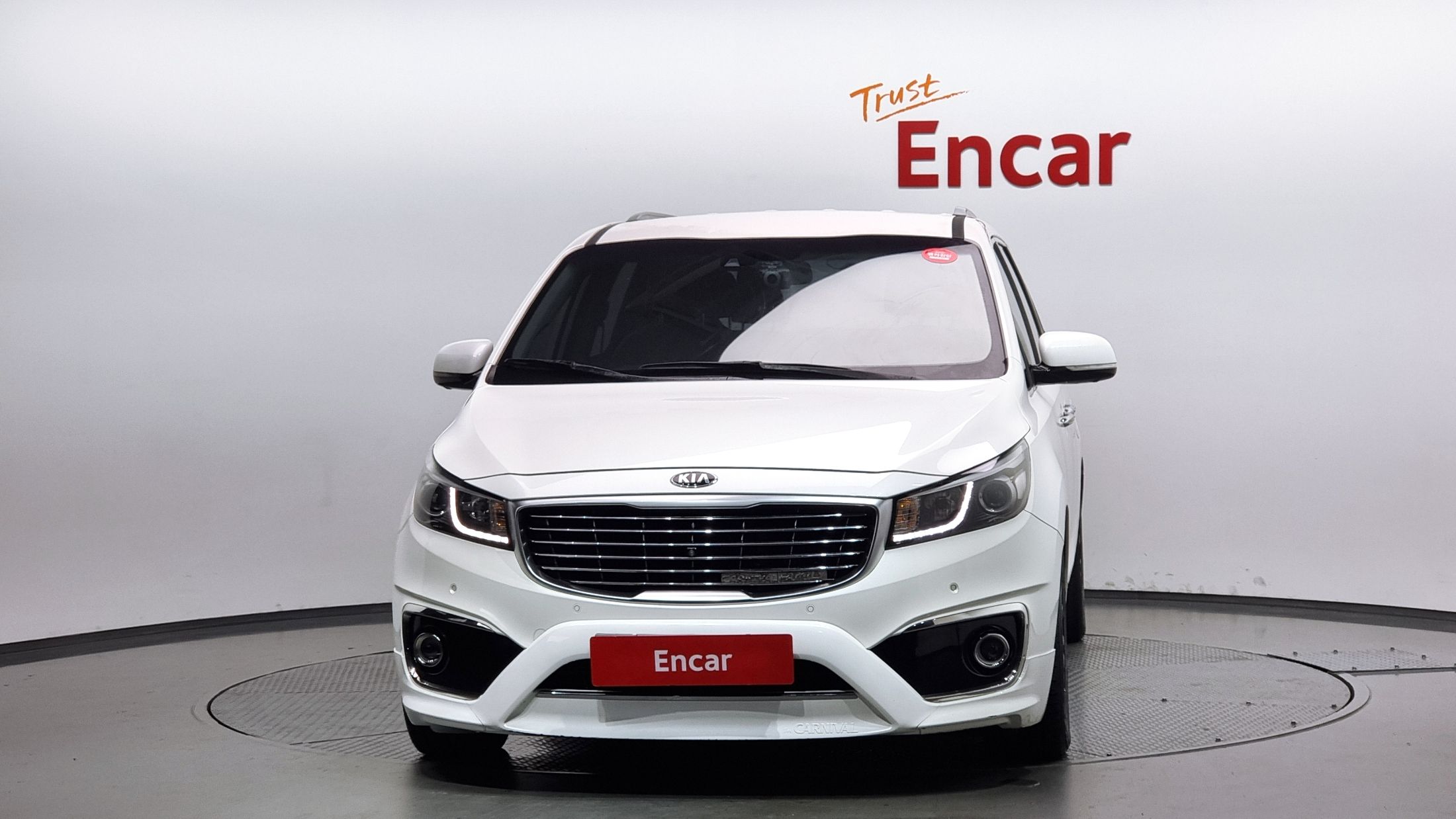 KIA CARNIVAL 2014