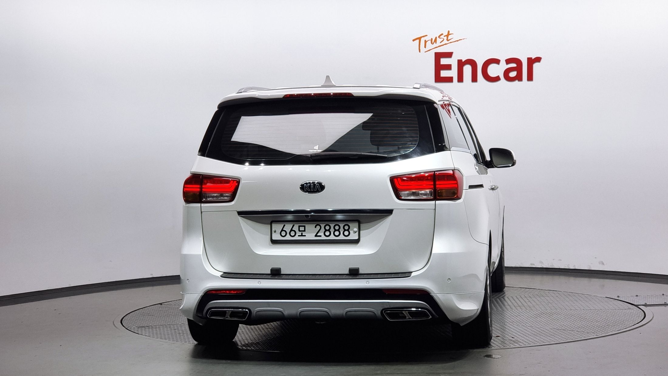 KIA CARNIVAL 2014