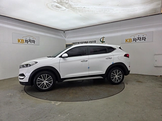 HYUNDAI TUCSON 2016