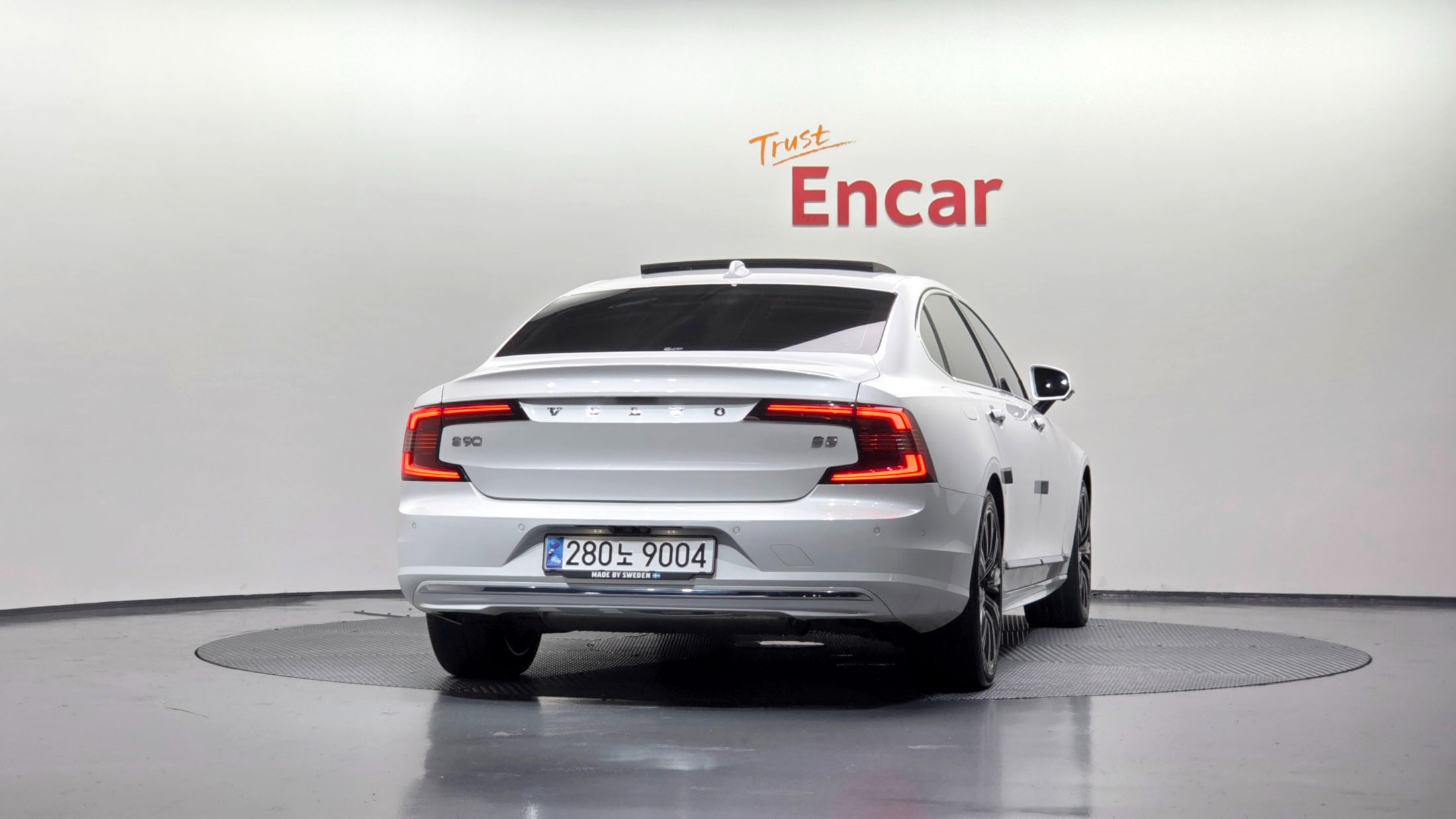VOLVO S90 2021