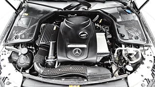 MERCEDES BENZ C-CLASS W205 2016