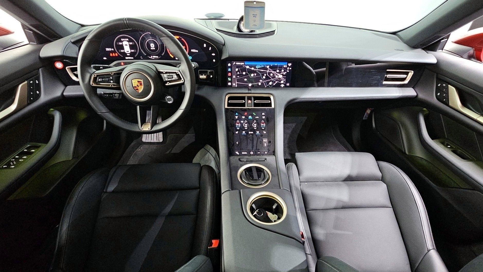 PORSCHE TAYCAN 2022