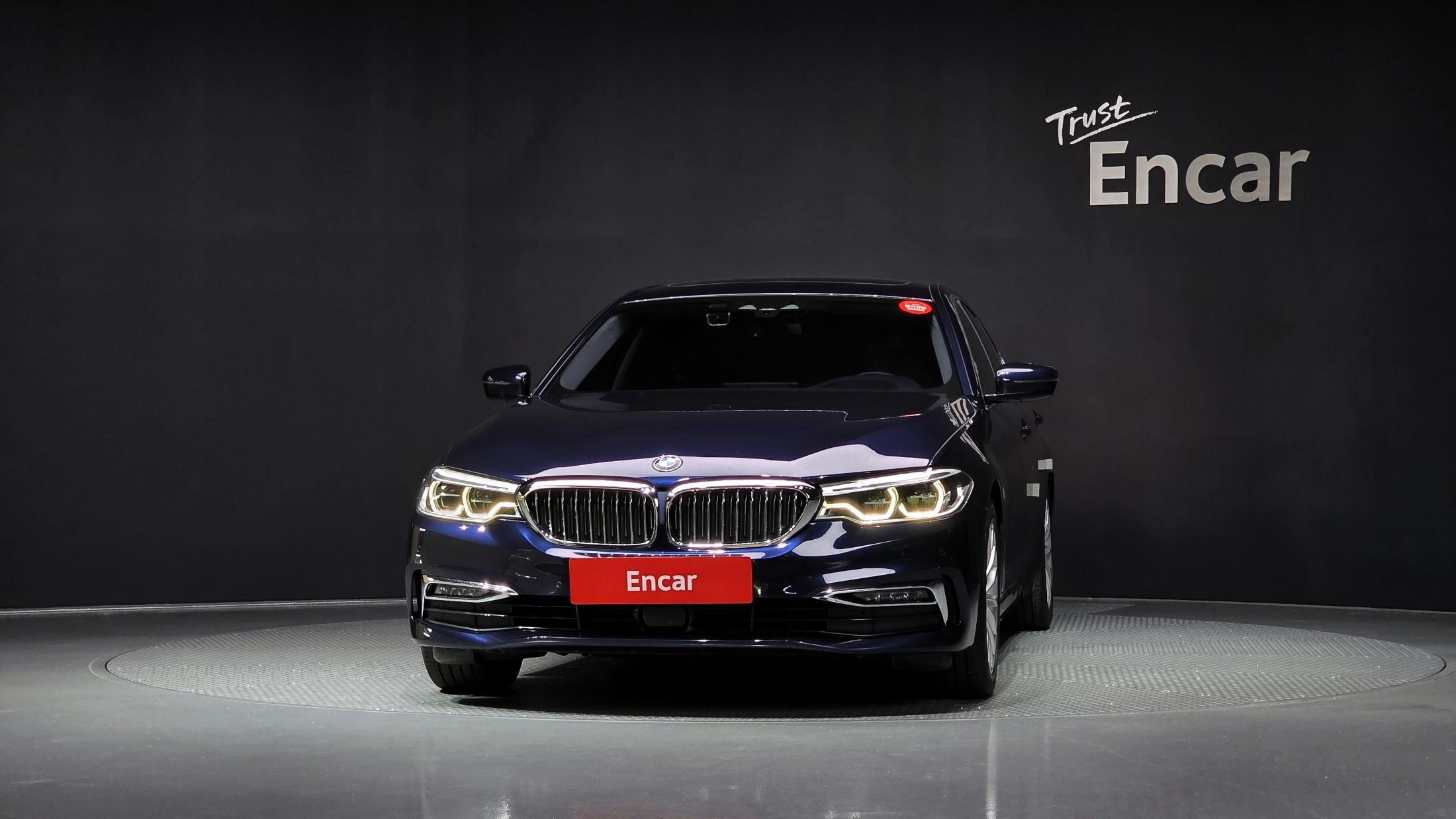 BMW 5-SERIES G30 2019